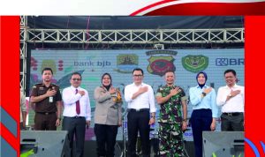 Festival Band Pelajar, Pj. Bupati Cirebon Sebagai Ajang Kreativitas dan Membentuk Karakter Positif Anak-anak Muda Festival Band Pelajar, Pj. Bupati Cirebon Sebagai Ajang Kreativitas dan Membentuk Karakter Positif Anak-anak Muda