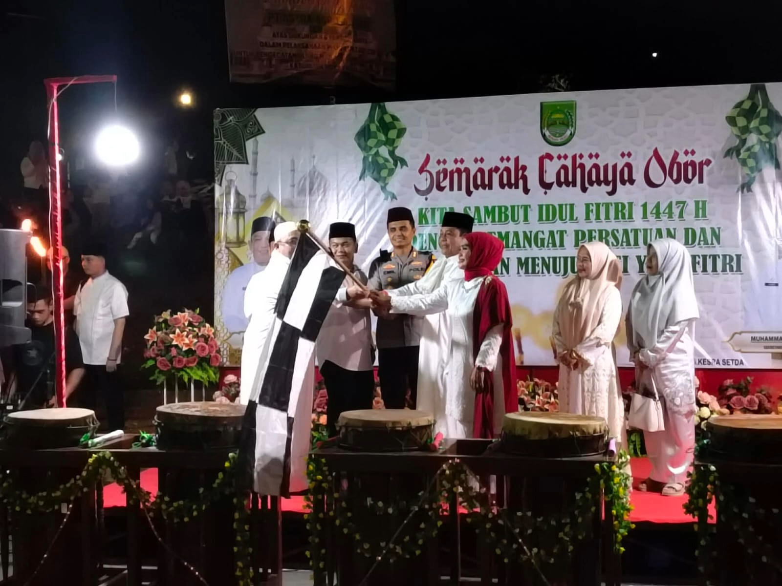 Cahaya Obor dan Gema Takbir Menjemput Kemenangan di Negeri Seribu Suluk