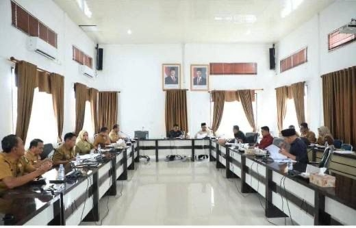 Raperda DPRD Kabupaten Rokan Hulu Pendapatan Dan Belanja (APBD)