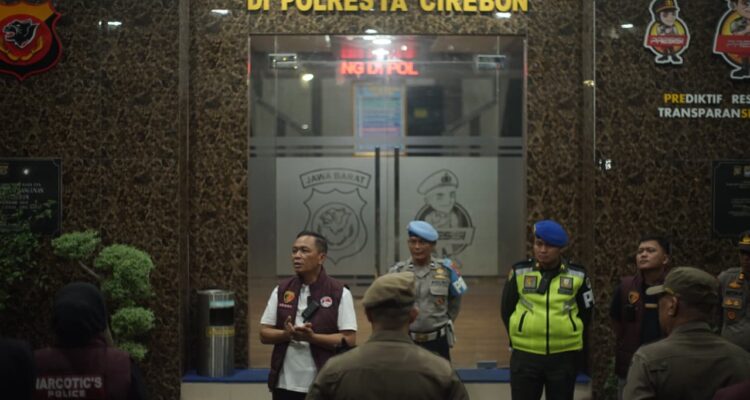 Polresta Cirebon Gelar Razia Gabungan Tempat Hiburan Malam Polresta Cirebon Gelar Razia Gabungan Tempat Hiburan Malam